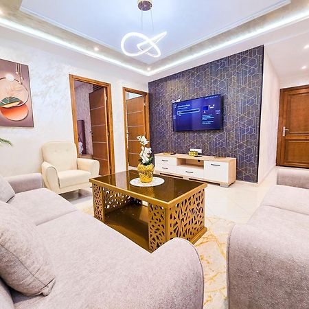 Elite Holiday Home - Luxury & Centric Flat タンジェ エクステリア 写真