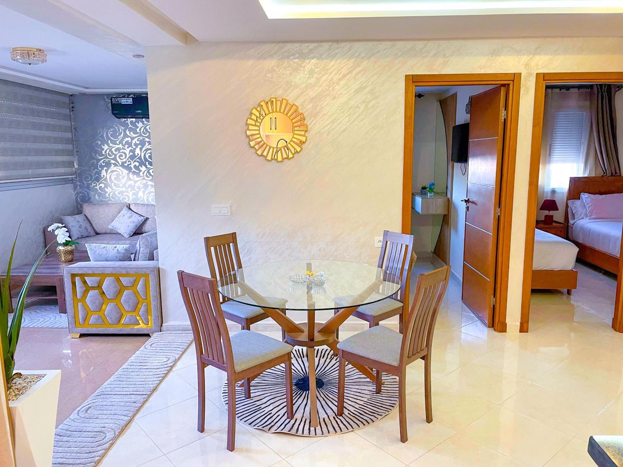 Elite Holiday Home - Luxury & Centric Flat タンジェ エクステリア 写真