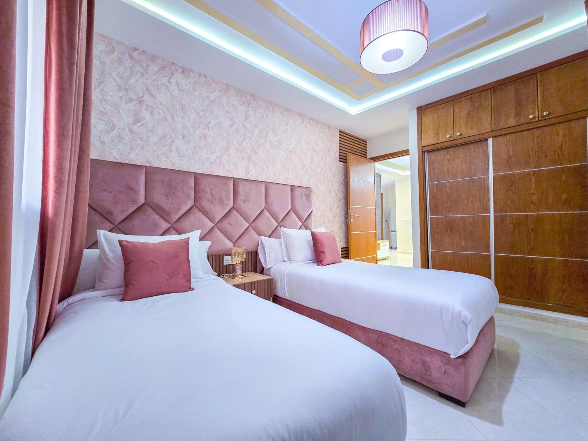 Elite Holiday Home - Luxury & Centric Flat タンジェ エクステリア 写真
